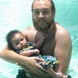 Meet your Posher, Troy